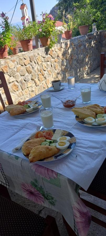 Roleo Guest House Lini Dış mekan fotoğraf