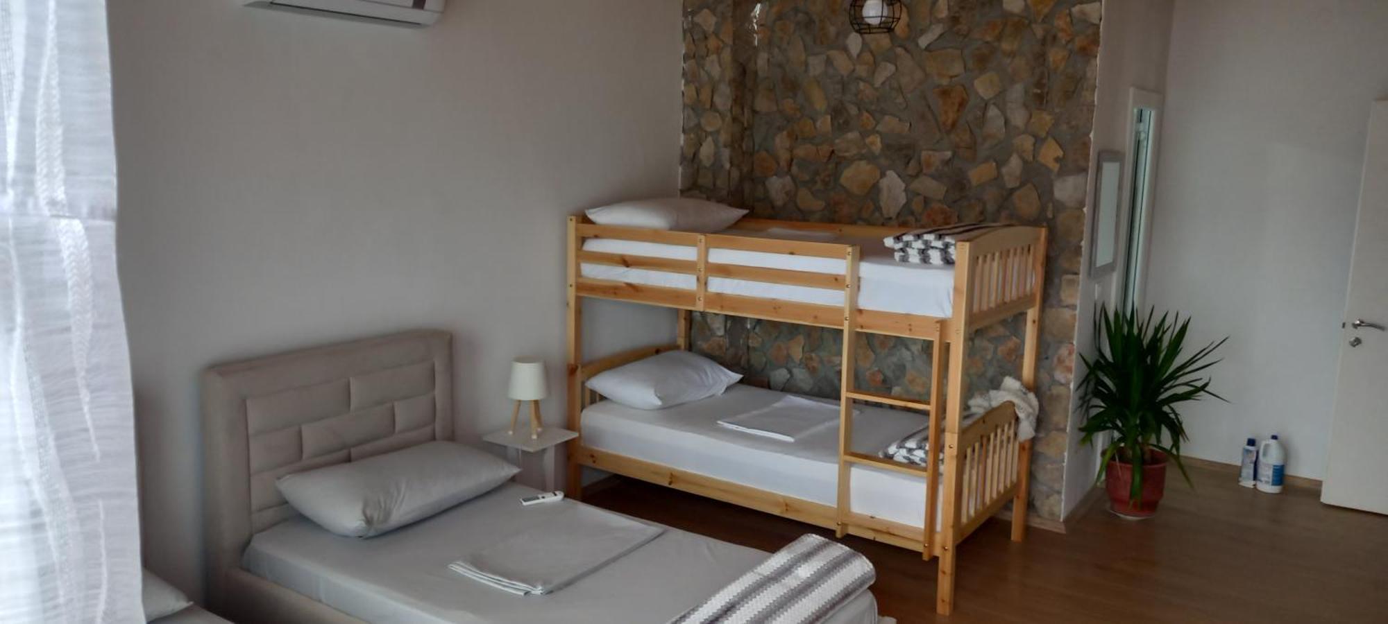 Roleo Guest House Lini Dış mekan fotoğraf