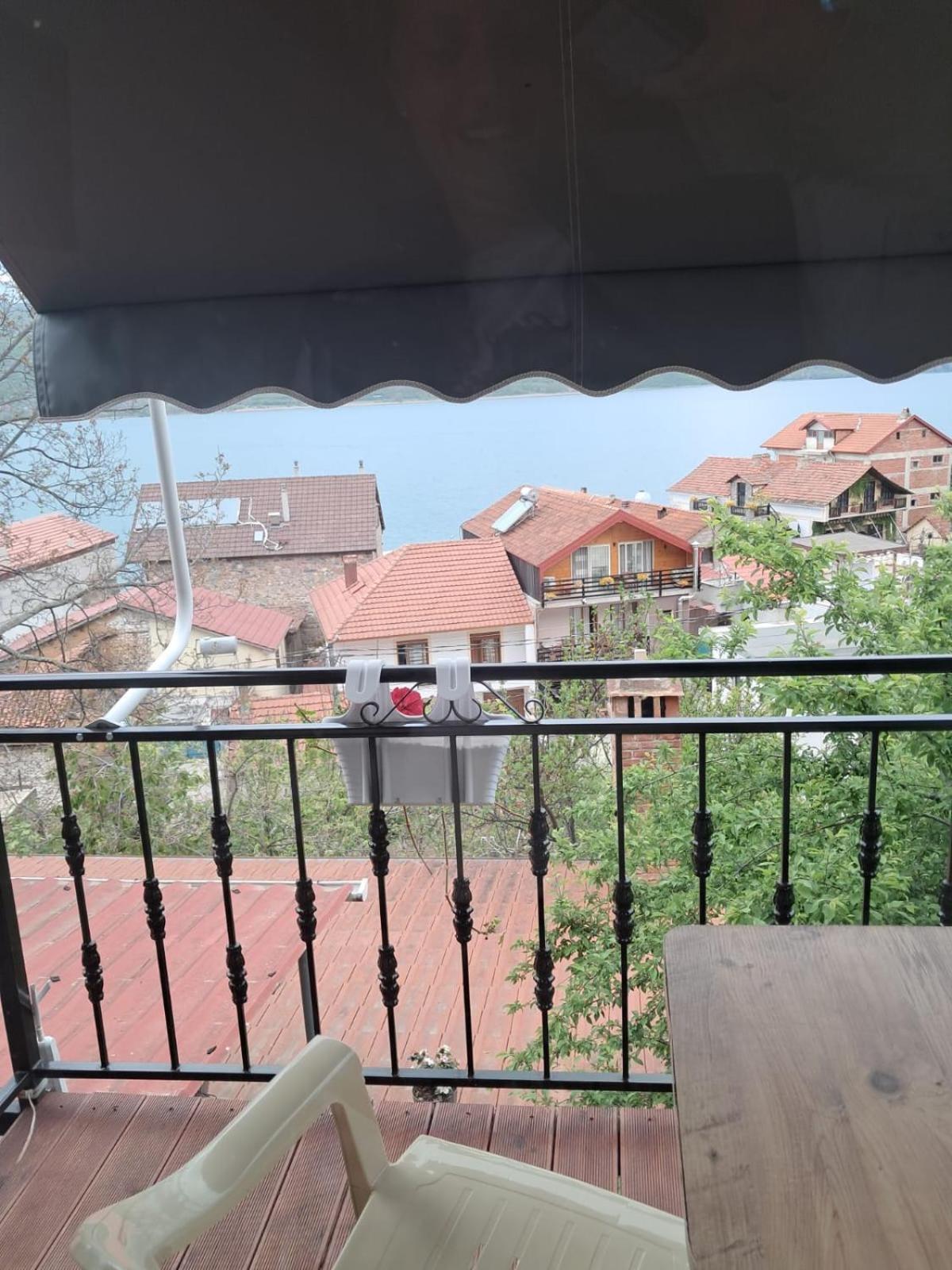 Roleo Guest House Lini Dış mekan fotoğraf